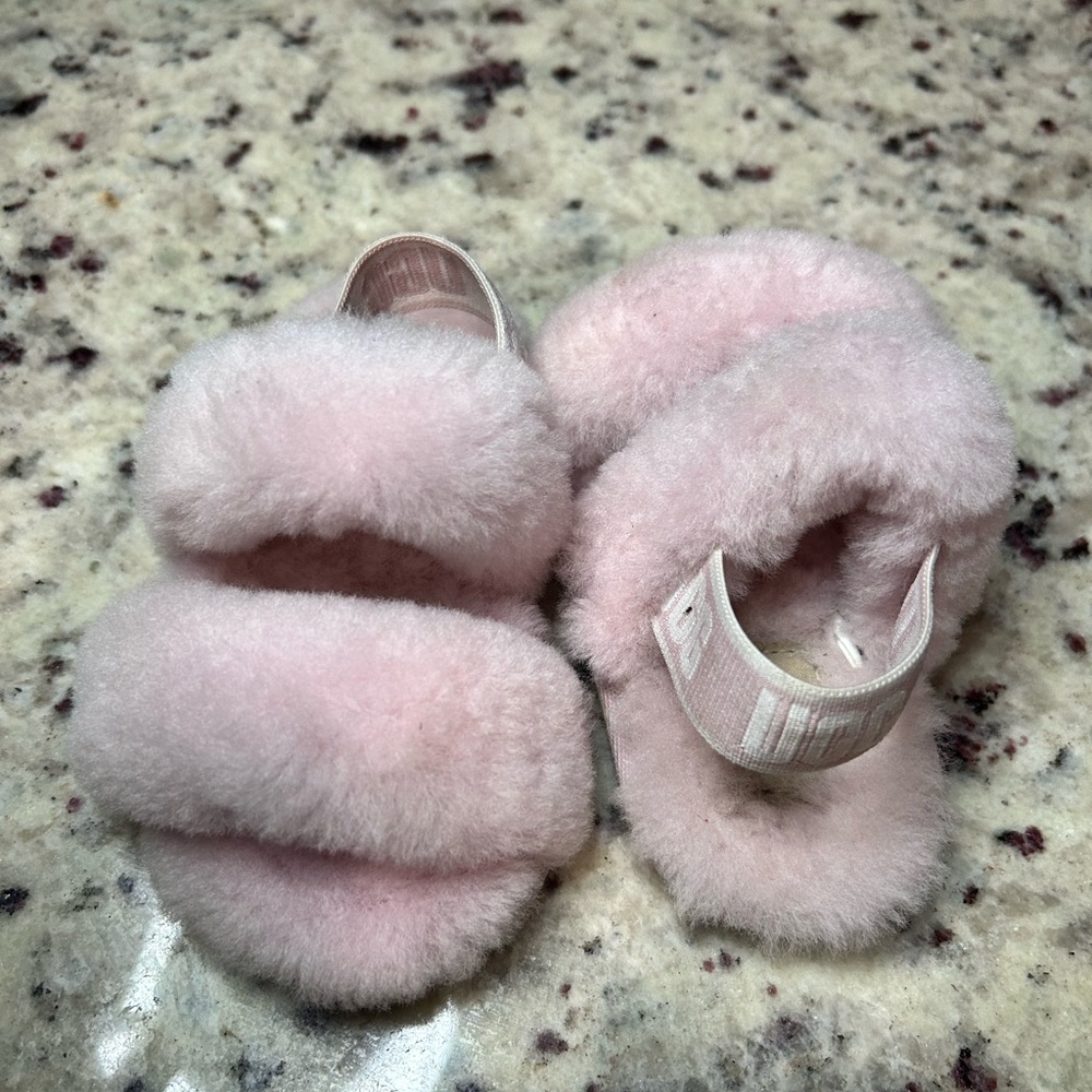 Pink Slide Uggs
